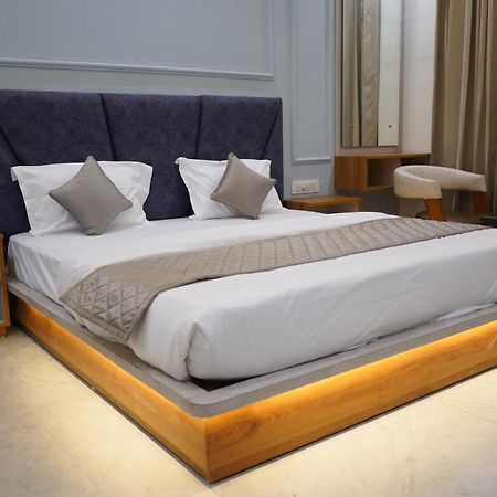 The Grand View Hotell Baijnāth Eksteriør bilde