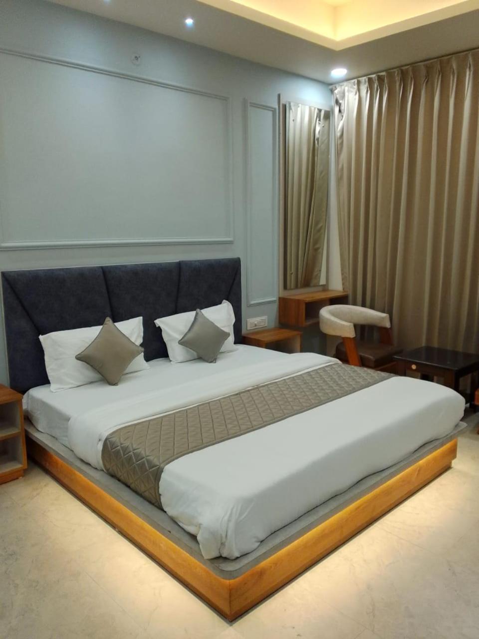 The Grand View Hotell Baijnāth Eksteriør bilde