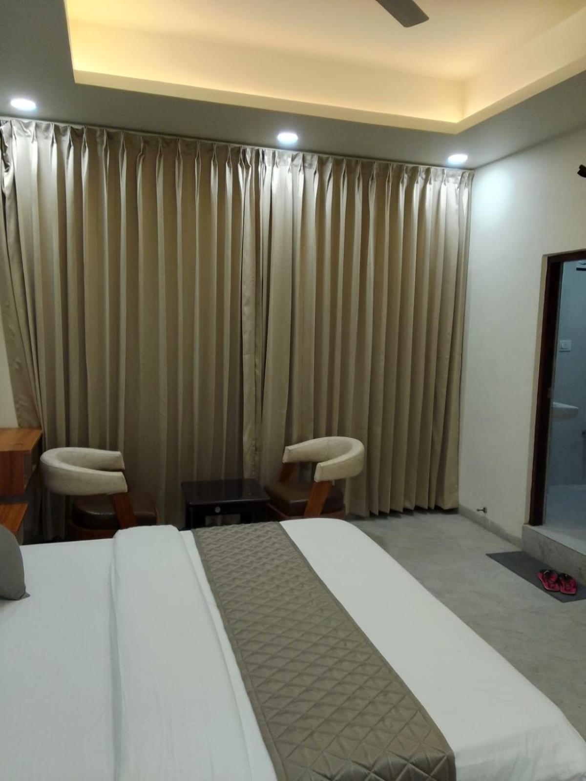The Grand View Hotell Baijnāth Eksteriør bilde