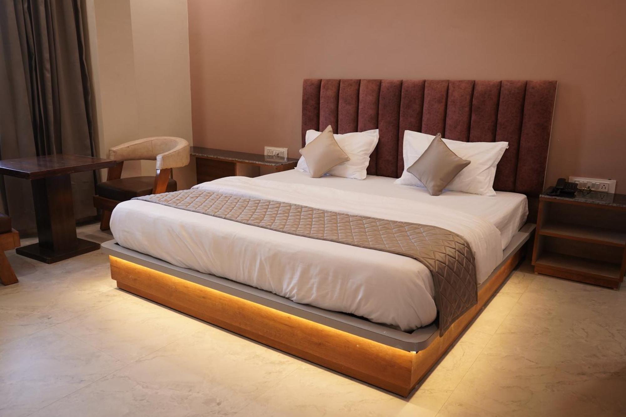 The Grand View Hotell Baijnāth Eksteriør bilde
